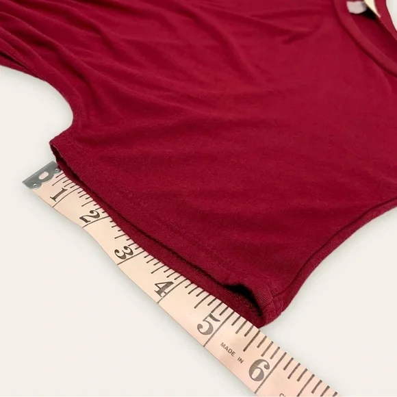 Short Sleeve Jersey Knit Midi Dress with Pockets Burgundy Size Small - Picture 6 of 15